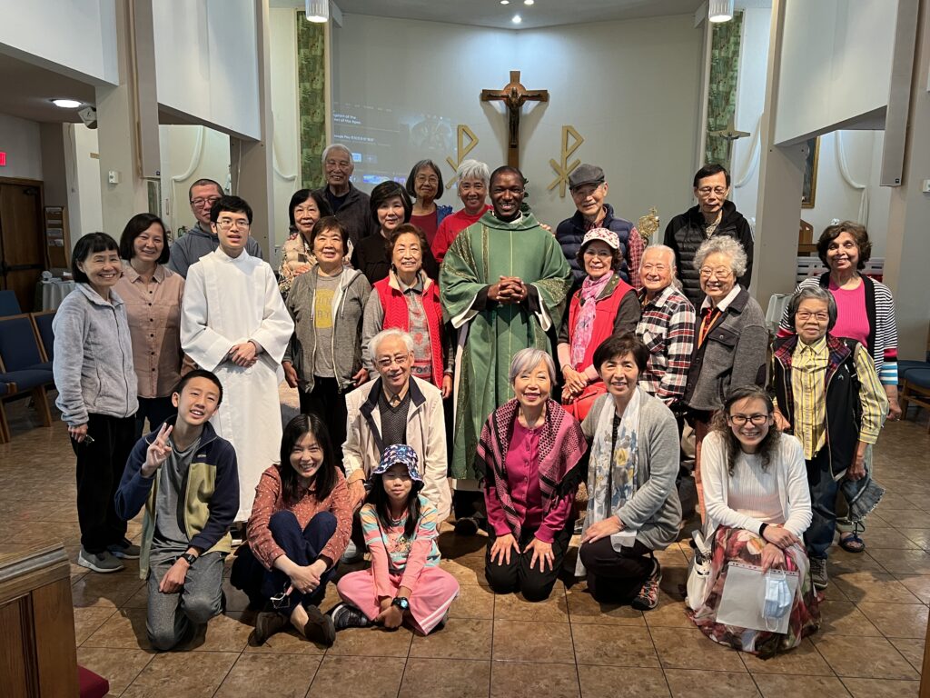 A group of people posing for a photo

AI-generated content may be incorrect.